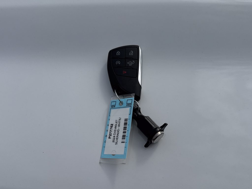 Used 2024 Chevrolet Silverado 1500 LT AWD/4WD image 26