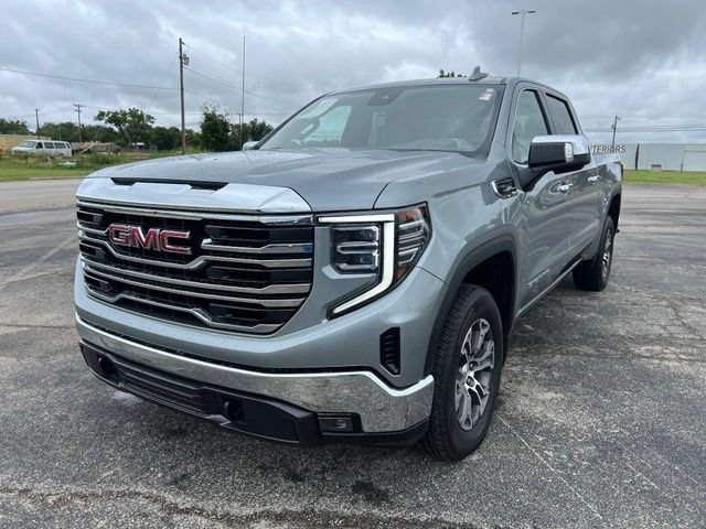 Used 2025 GMC Sierra 1500 SLT AWD/4WD image 3