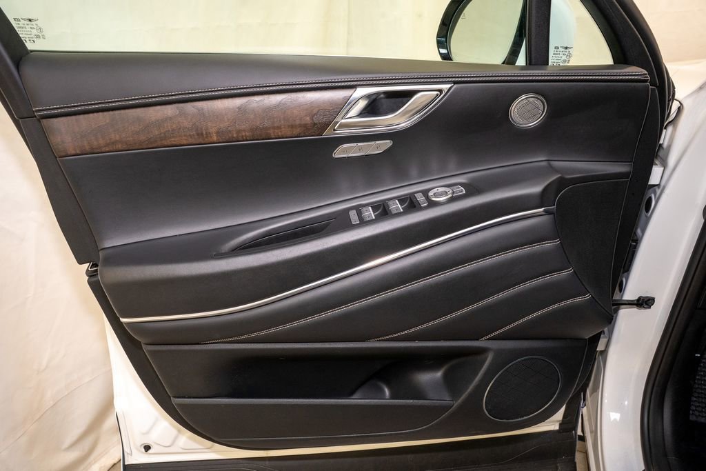 Used 2024 Genesis GV80 2.5T image 13