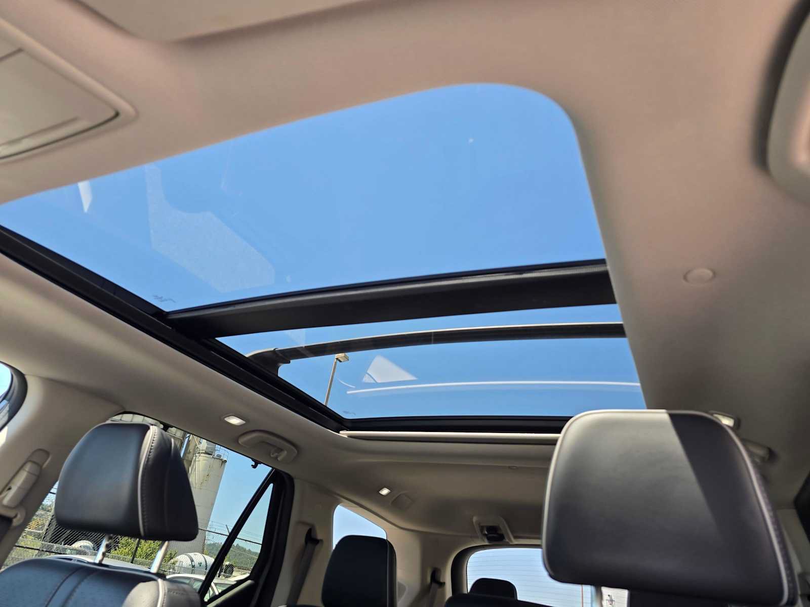 Used 2023 Honda Pilot Elite image 24