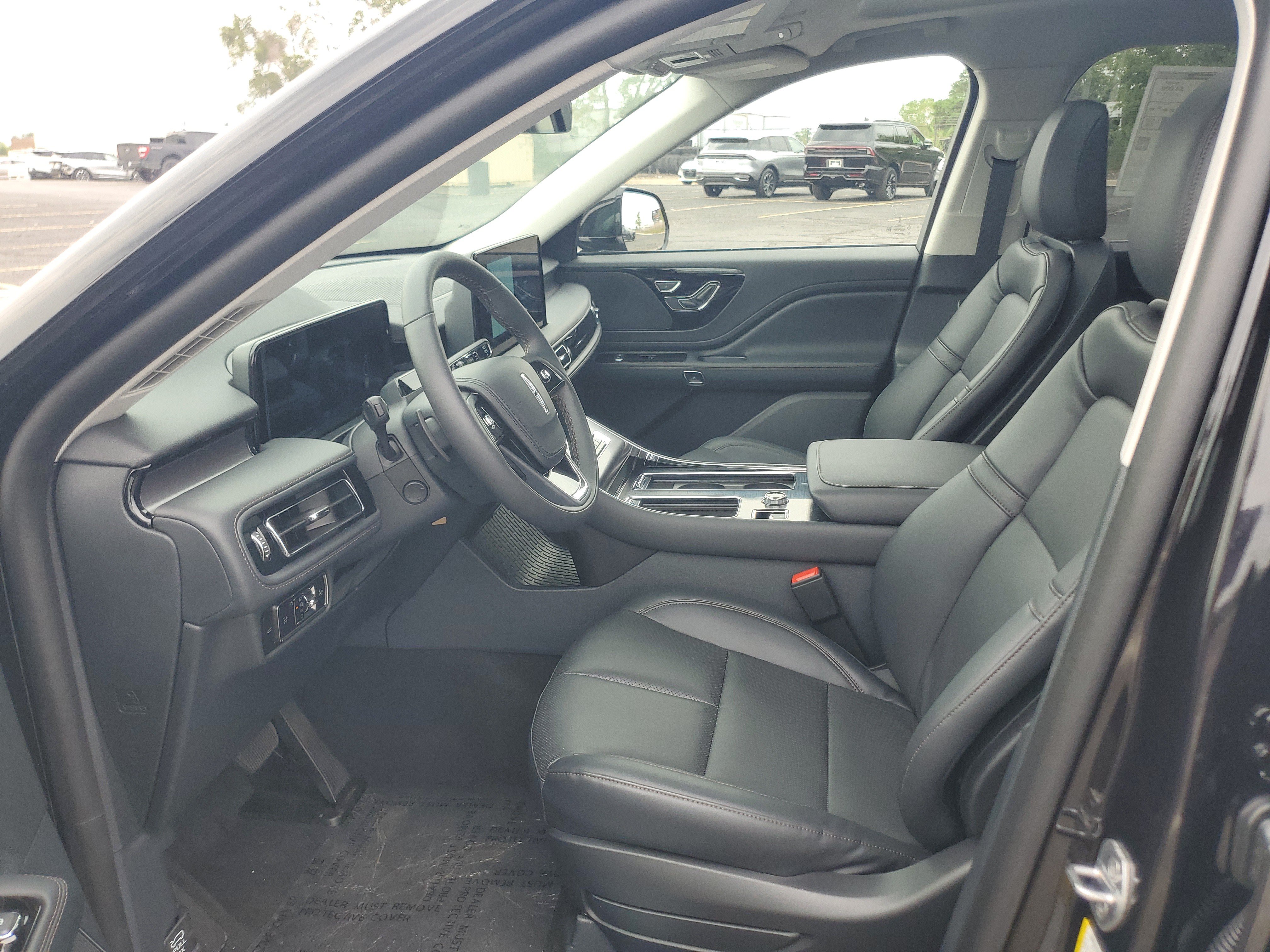 New 2026 Lincoln Aviator AWD image 11