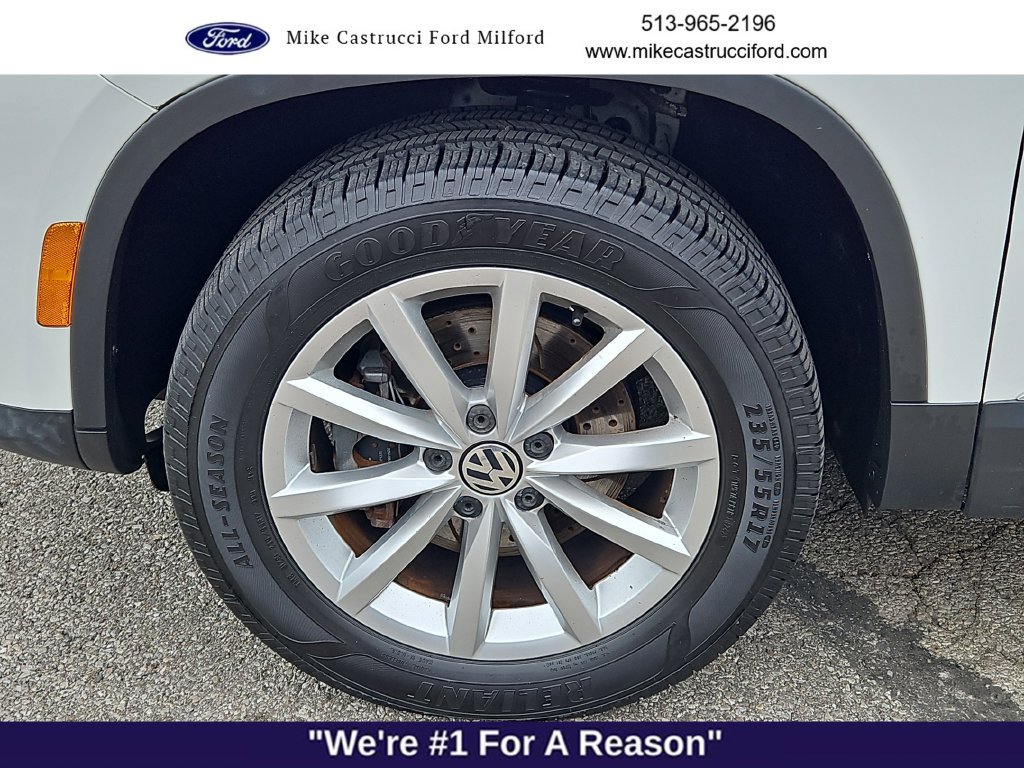 Used 2017 Volkswagen Tiguan Wolfsburg Edition AWD/4WD image 9