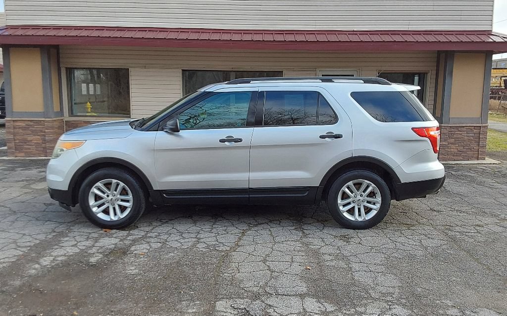Used 2013 Ford Explorer FWD image 1