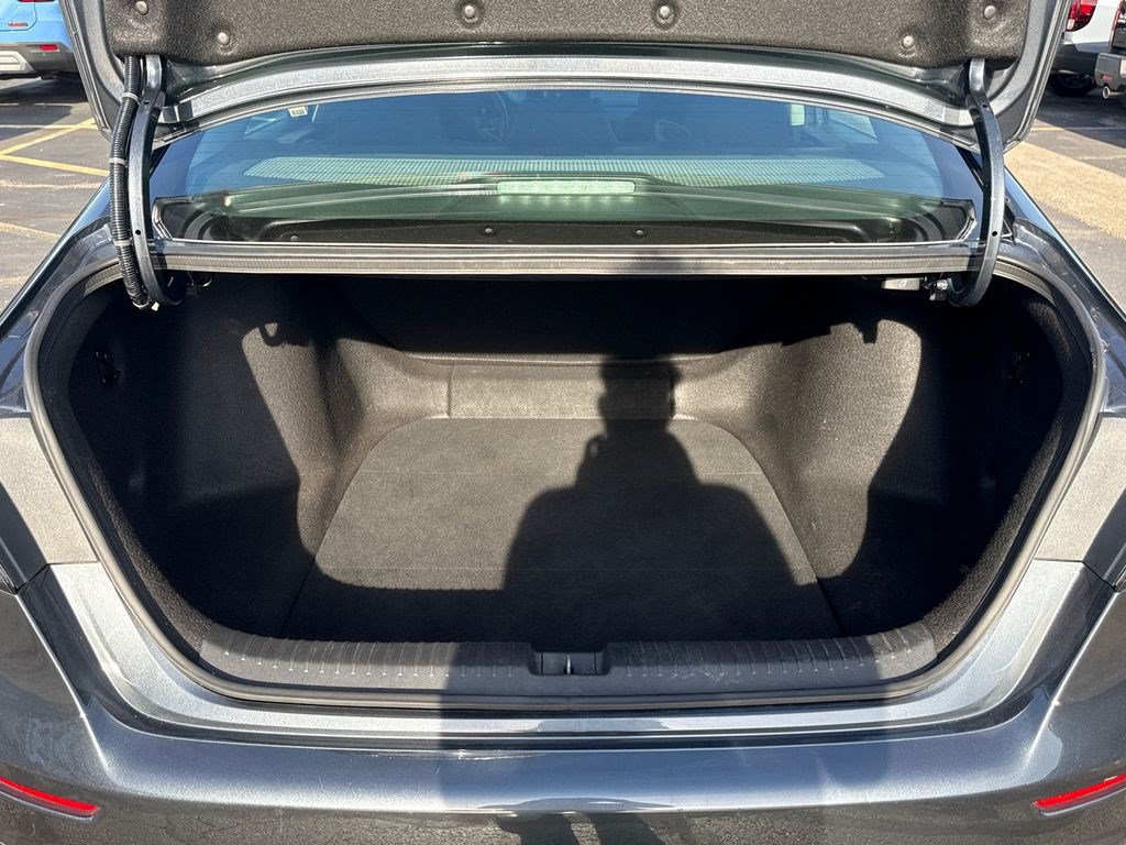 Certified 2023 Honda Accord LX image 16
