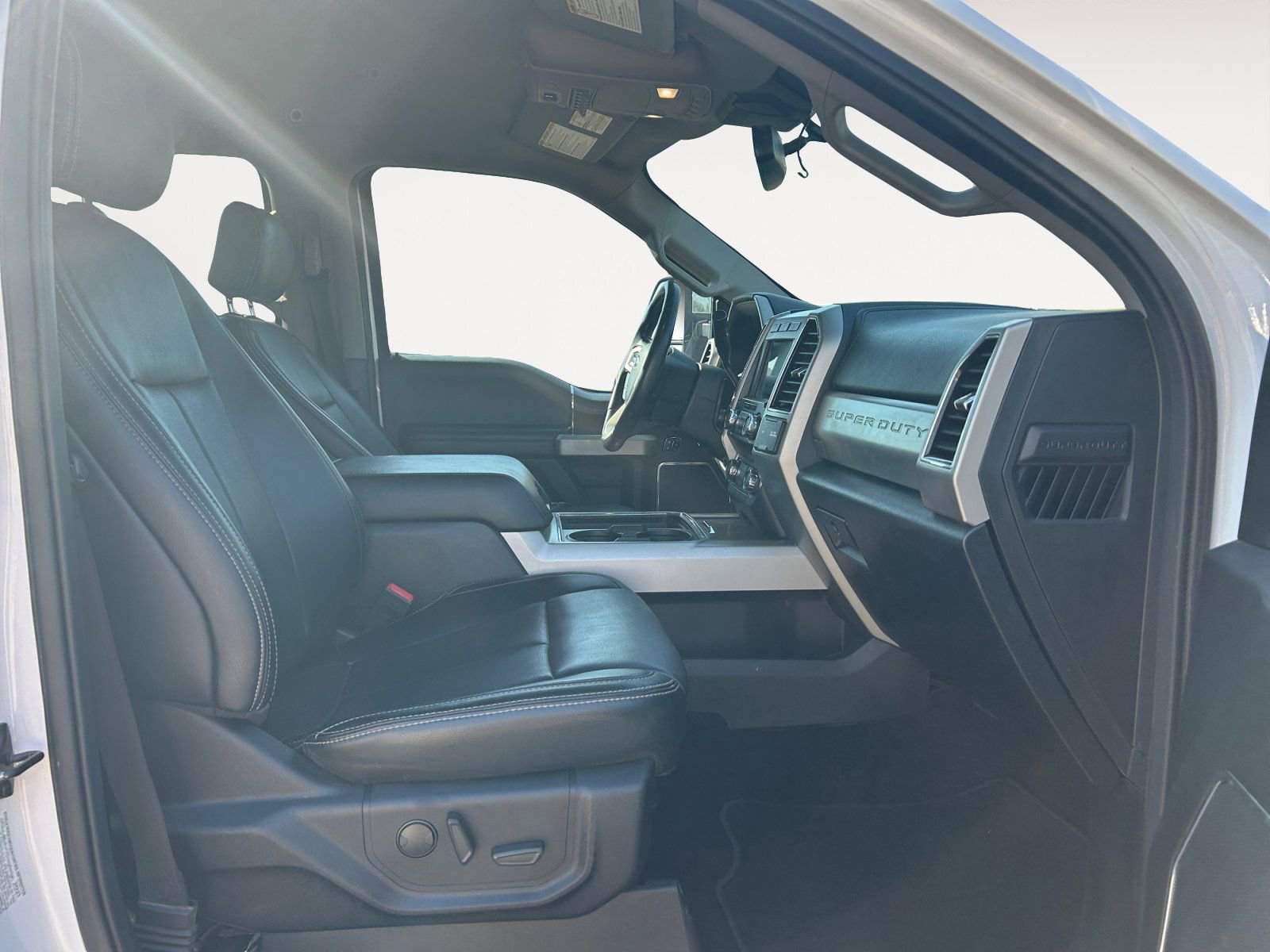 Used 2021 Ford F250 Lariat w/ Lariat Ultimate Package image 15