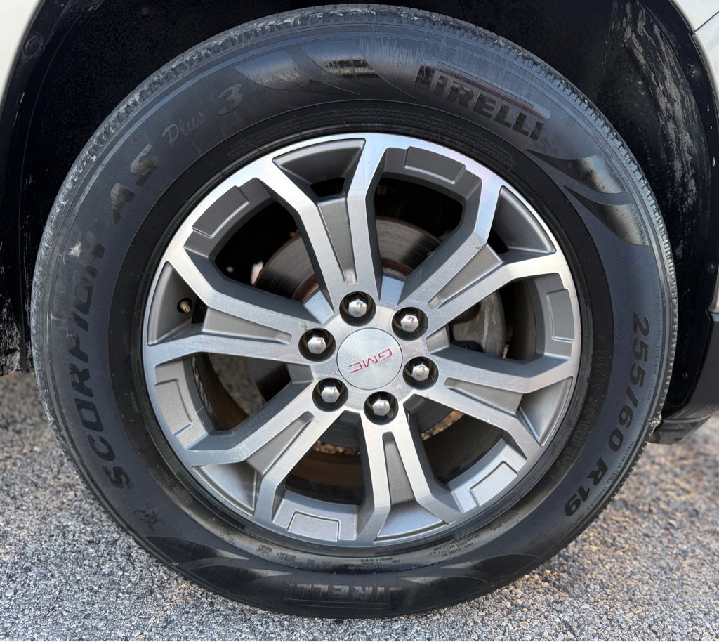 Used 2016 GMC Acadia SLT w/ Open Road Package FWD image 26