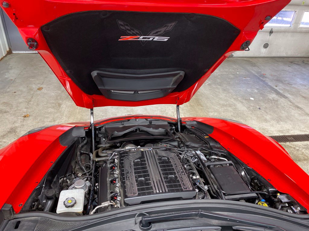 Used 2019 Chevrolet Corvette Z06 RWD image 9