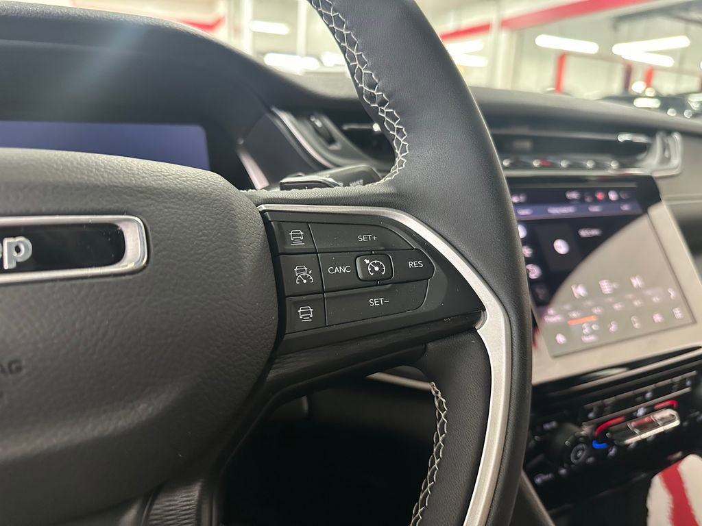 Certified 2023 Jeep Grand Cherokee Altitude AWD/4WD image 18