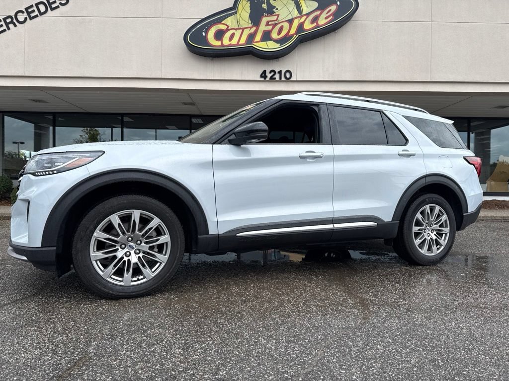 Used 2026 Ford Explorer Platinum AWD/4WD image 6