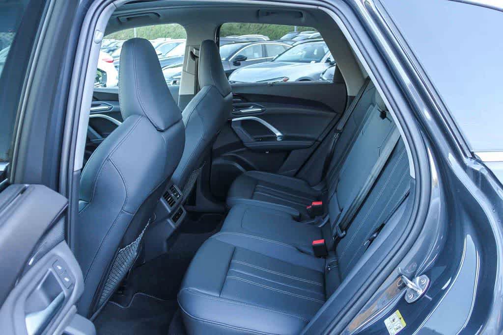 Used 2025 Audi Q5 Premium Plus image 17