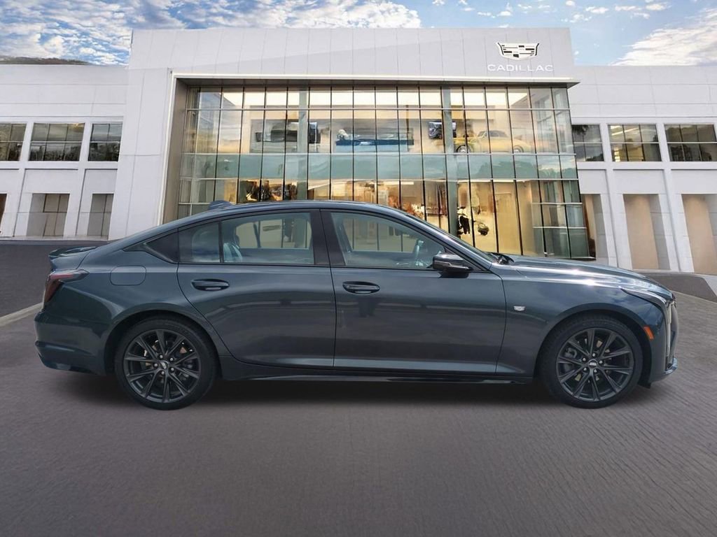 Used 2026 Cadillac CT5 Sport image 4