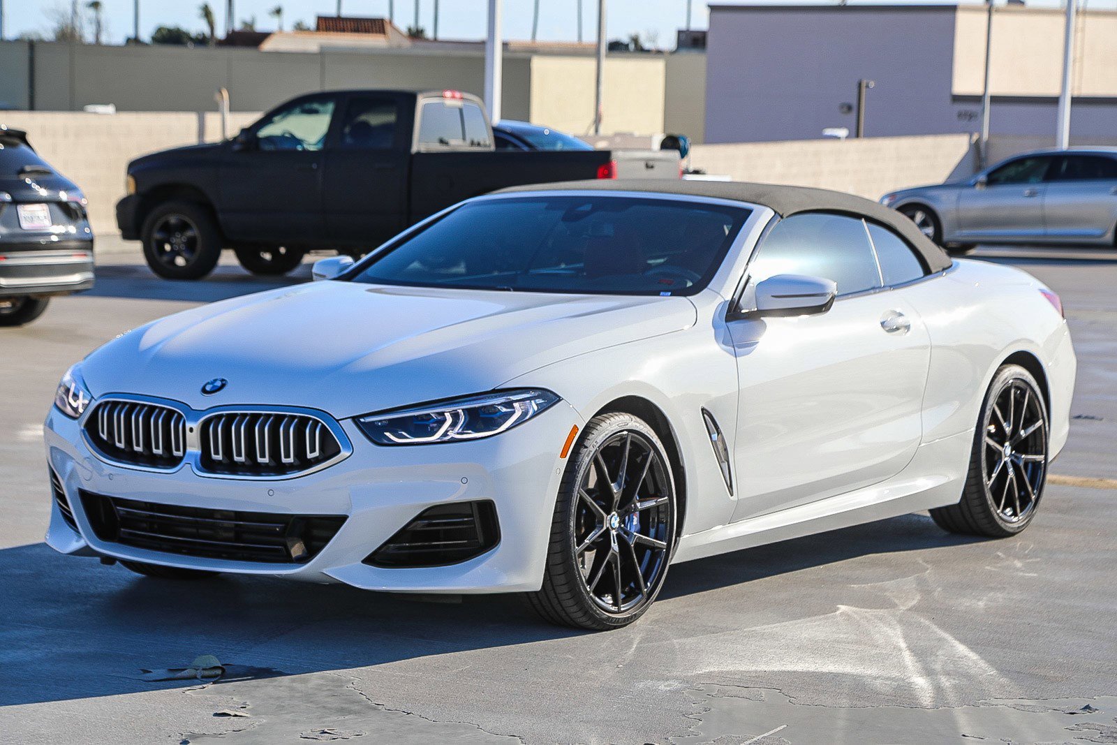 Used 2025 BMW 840i Convertible w/ Comfort Seating Package image 3