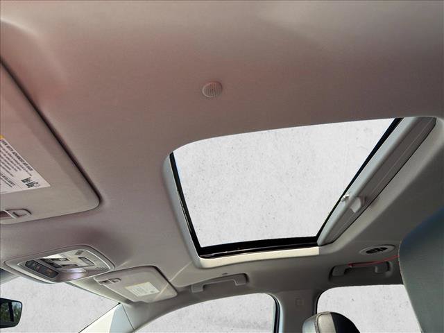 Used 2018 Chevrolet Traverse Premier AWD/4WD image 23