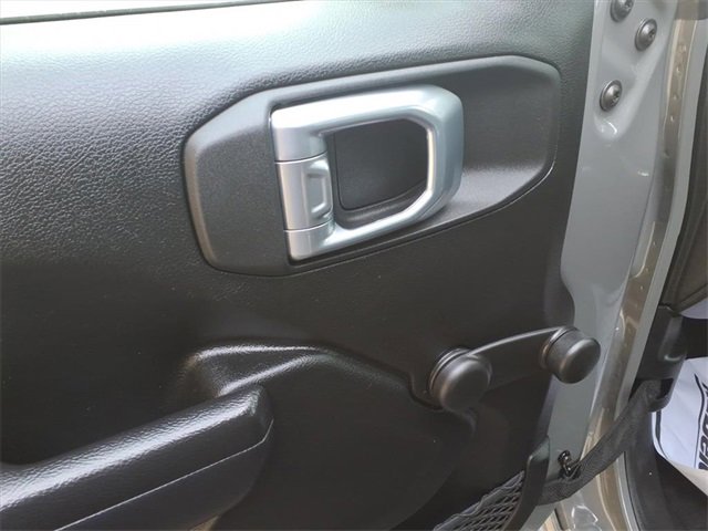 Used 2022 Jeep Wrangler Unlimited Sport image 19