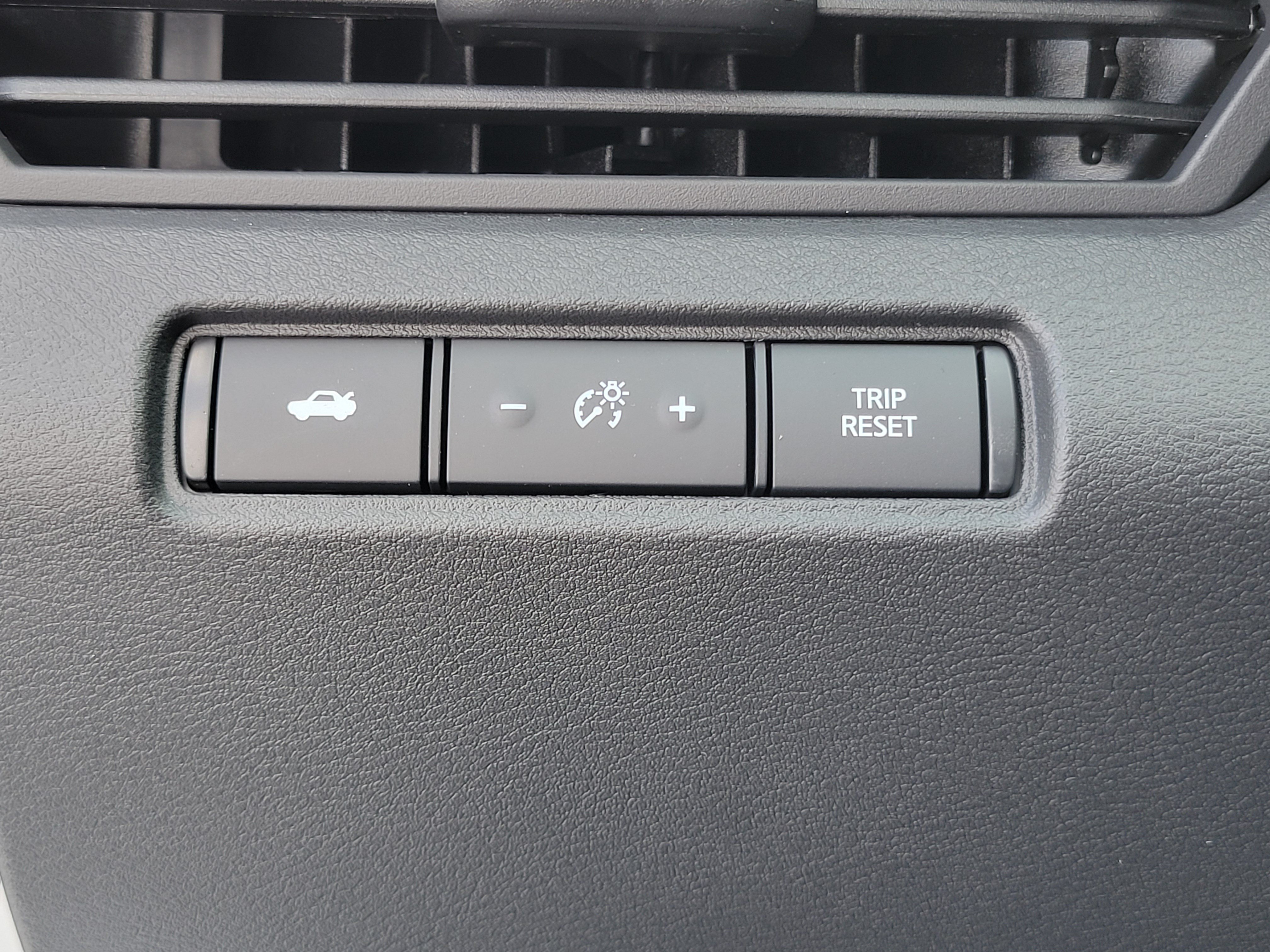 Certified 2025 Nissan Altima 2.5 SR w/ SR Premium Package FWD image 20