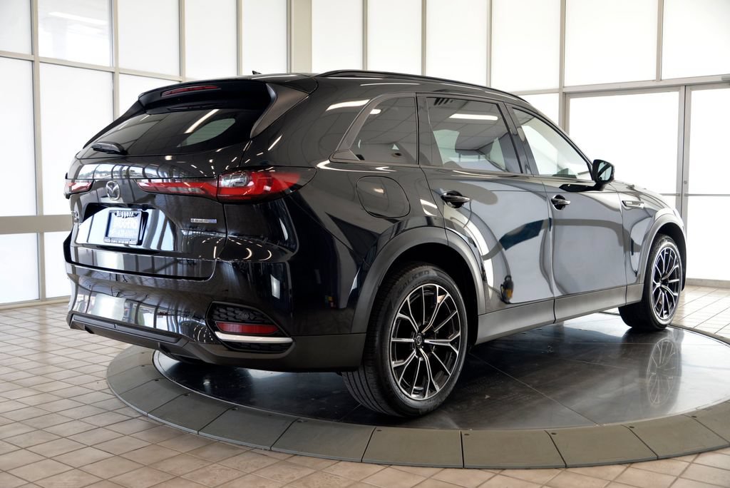 Certified 2025 MAZDA CX-70 Plug-In Hybrid w/ Premium Plus AWD/4WD image 8