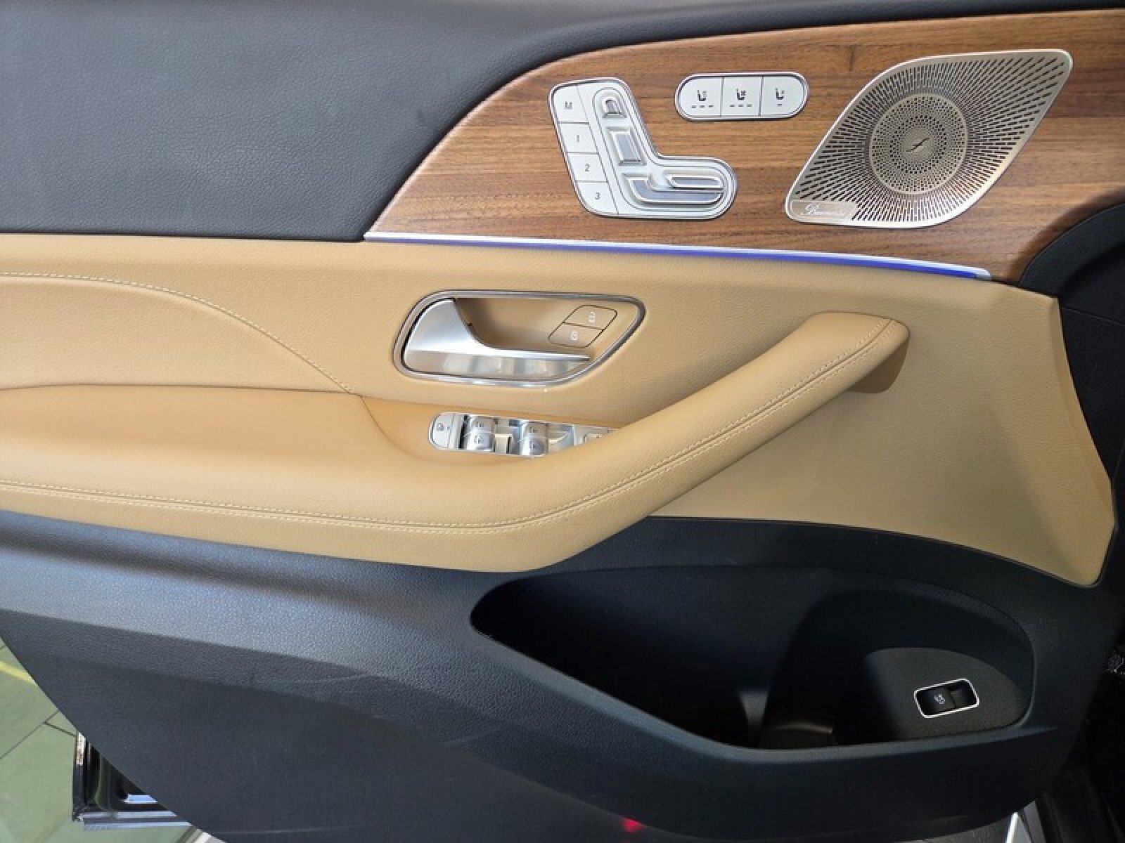Certified 2026 Mercedes-Benz GLE 350 4MATIC image 23