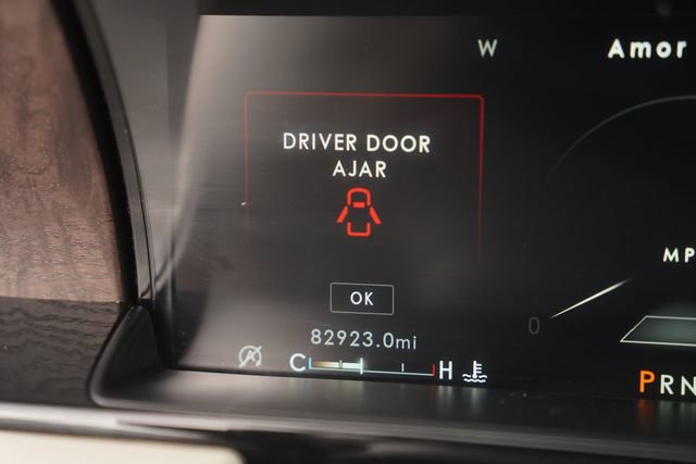 Used 2019 Lincoln Navigator L Reserve image 28