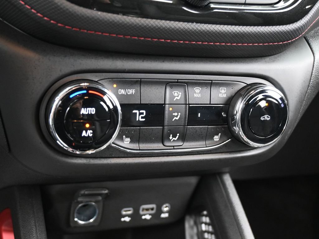 Used 2023 Chevrolet TrailBlazer RS w/ Convenience Package image 20