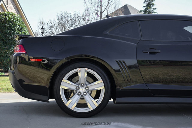 Used 2014 Chevrolet Camaro ZL1 image 10