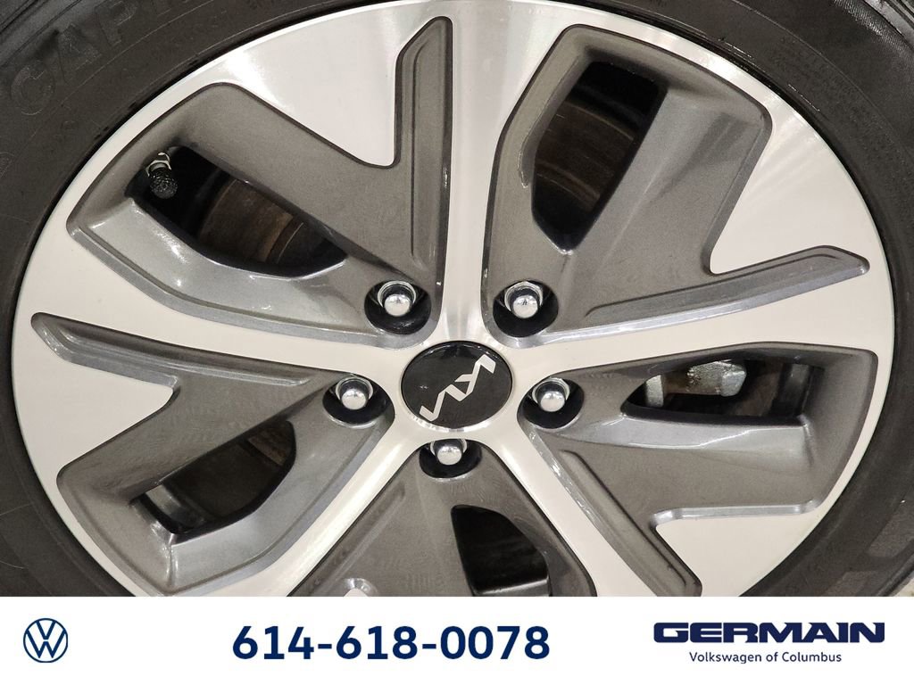 Used 2022 Kia Niro EX image 14