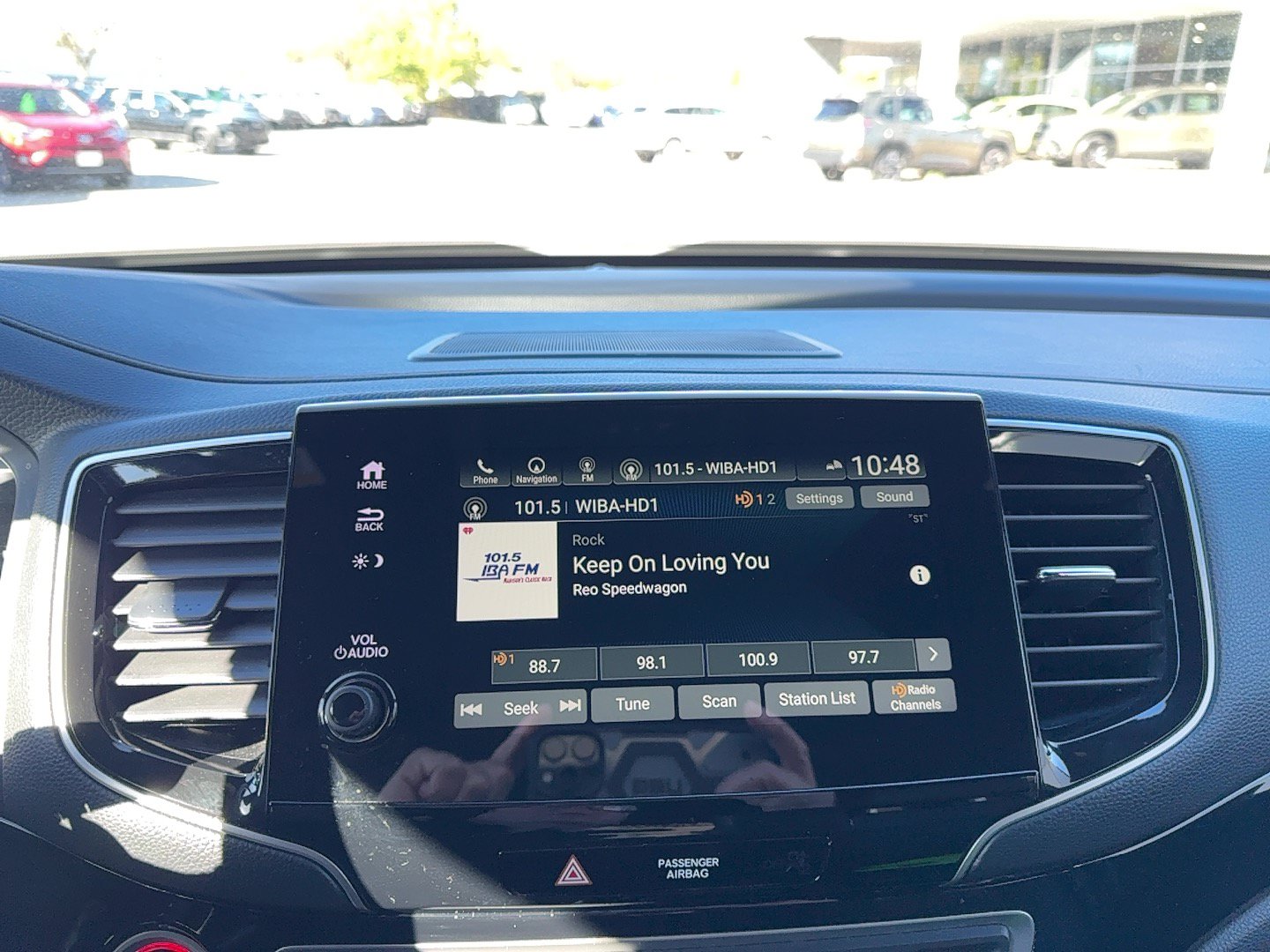 Used 2025 Honda Passport Black Edition image 35