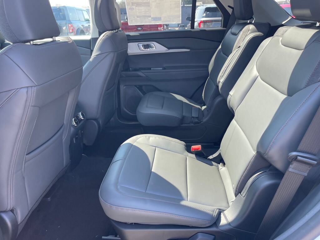 New 2026 Ford Explorer Active w/ Active Comfort Package AWD/4WD image 22