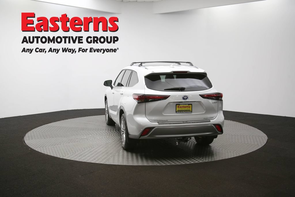 Used 2024 Toyota Highlander Platinum AWD/4WD image 72