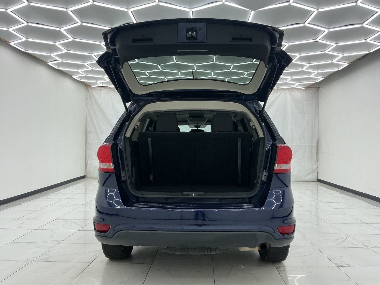 Used 2018 Dodge Journey SXT w/ Premium Group FWD image 44