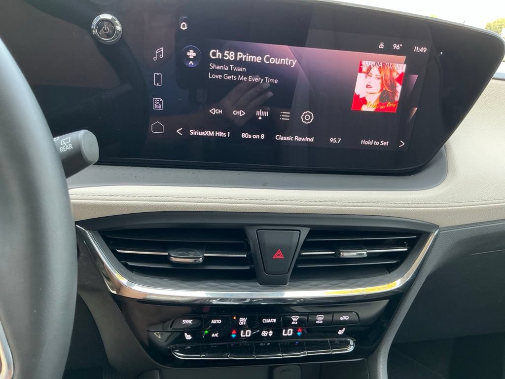 Used 2026 Buick Encore GX Avenir w/ Avenir Technology Package FWD image 31