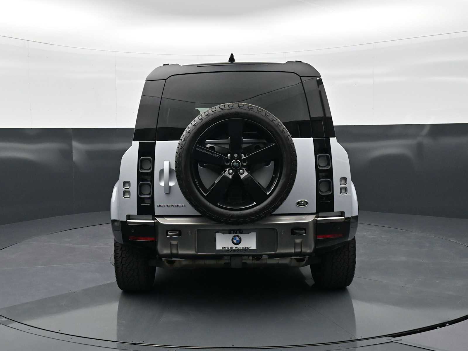 Used 2022 Land Rover Defender 110 X AWD/4WD image 6