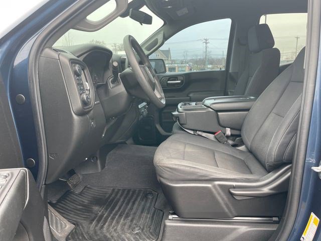 Used 2020 Chevrolet Silverado 1500 Custom w/ Custom Value Package AWD/4WD image 37