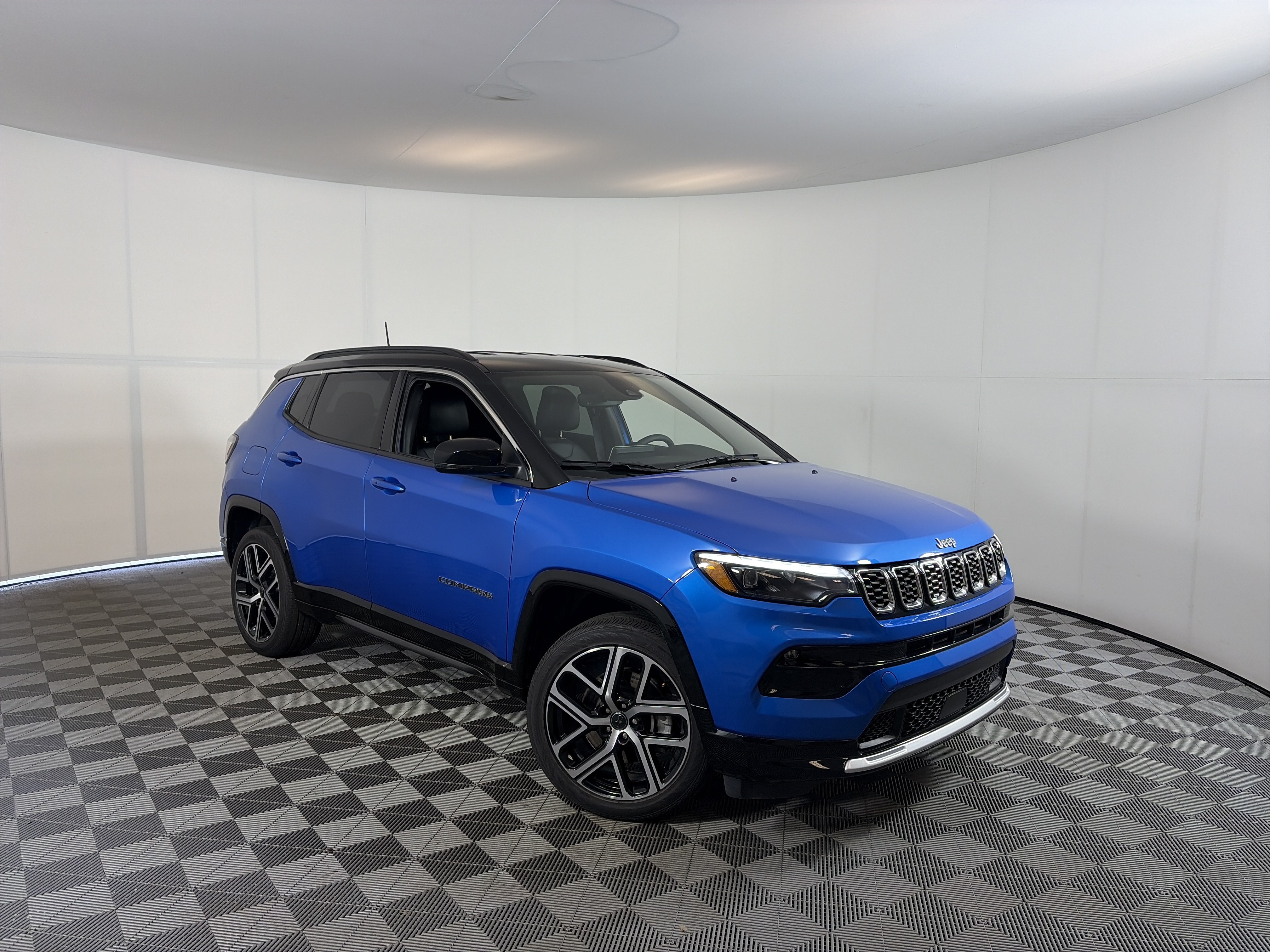 Used 2025 Jeep Compass Limited w/ Elite Group