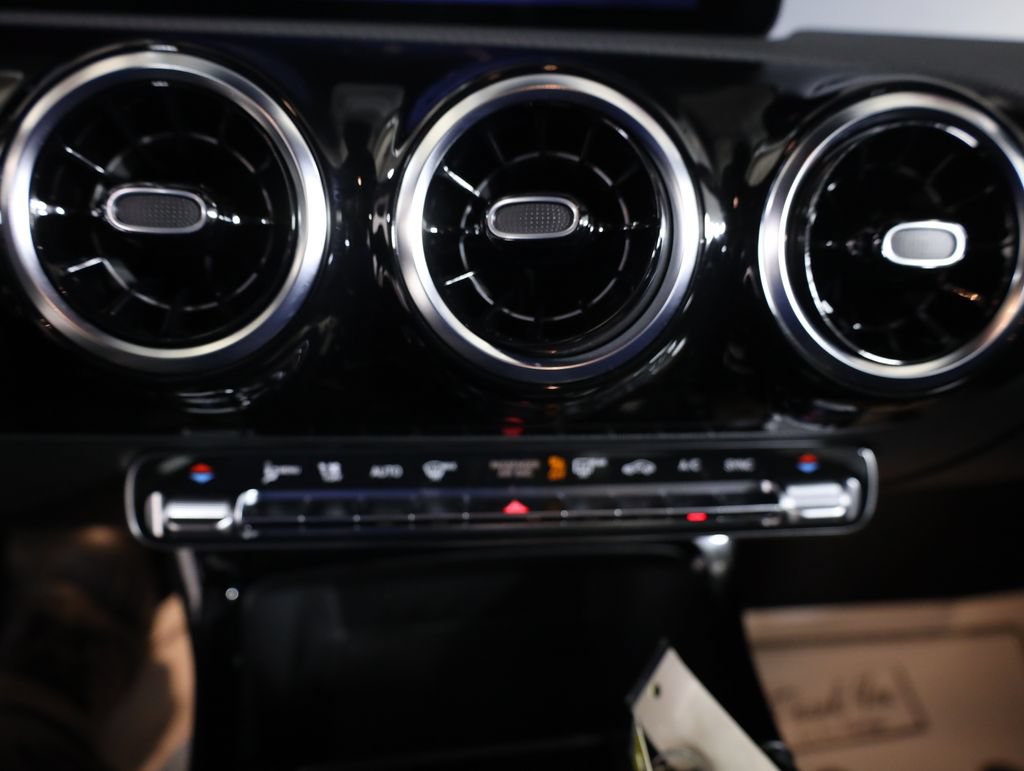 Certified 2026 Mercedes-Benz CLA 250 4MATIC image 23
