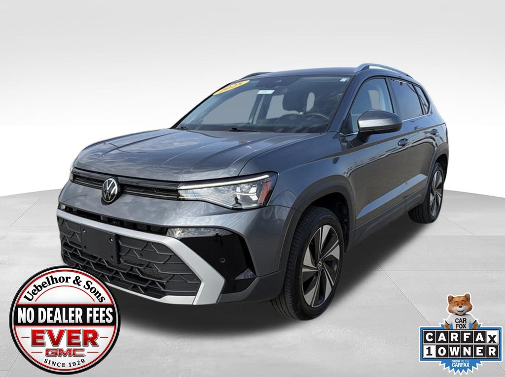 Used 2025 Volkswagen Taos SE AWD/4WD image 15