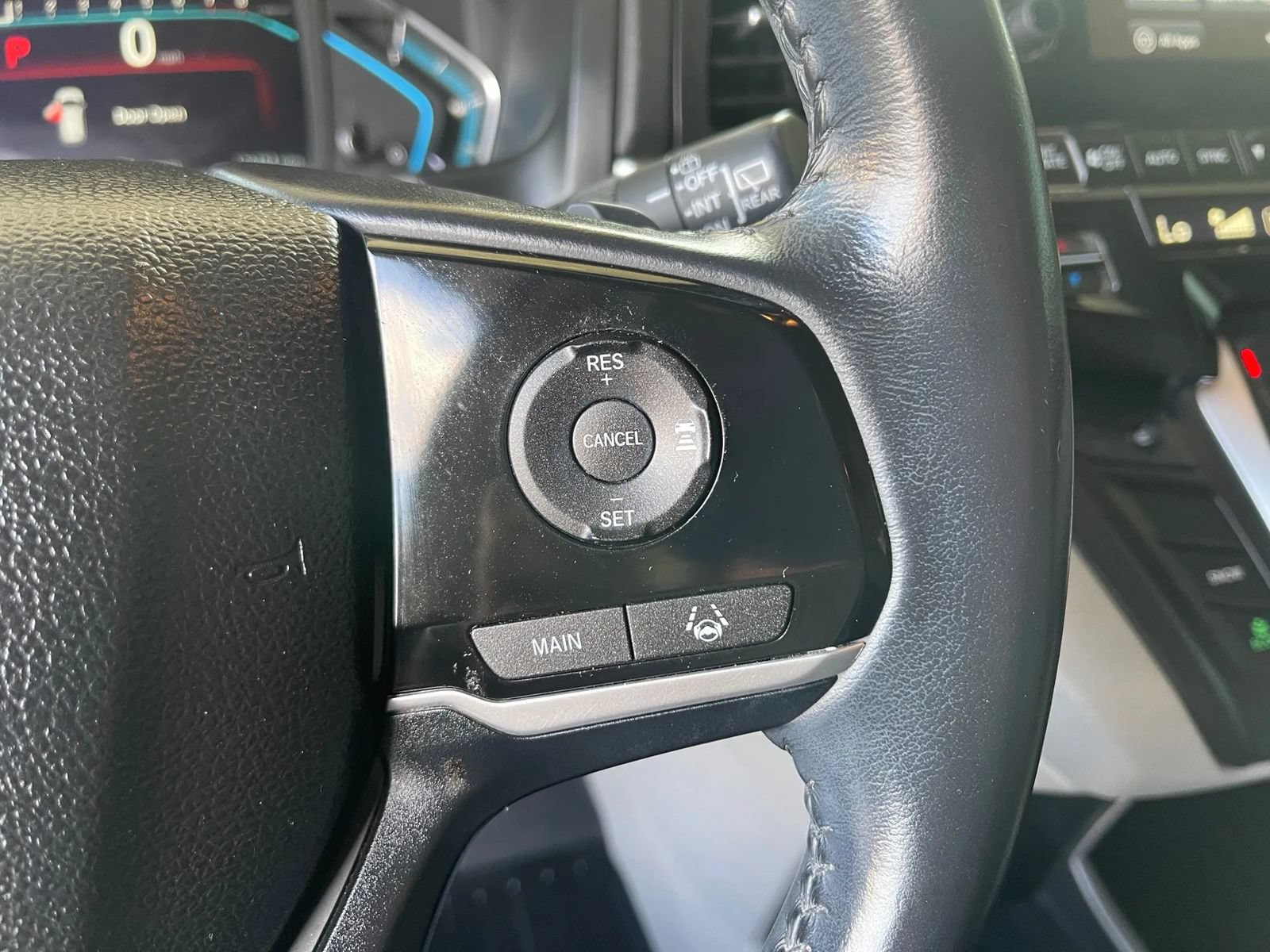 Used 2018 Honda Odyssey EX-L image 36