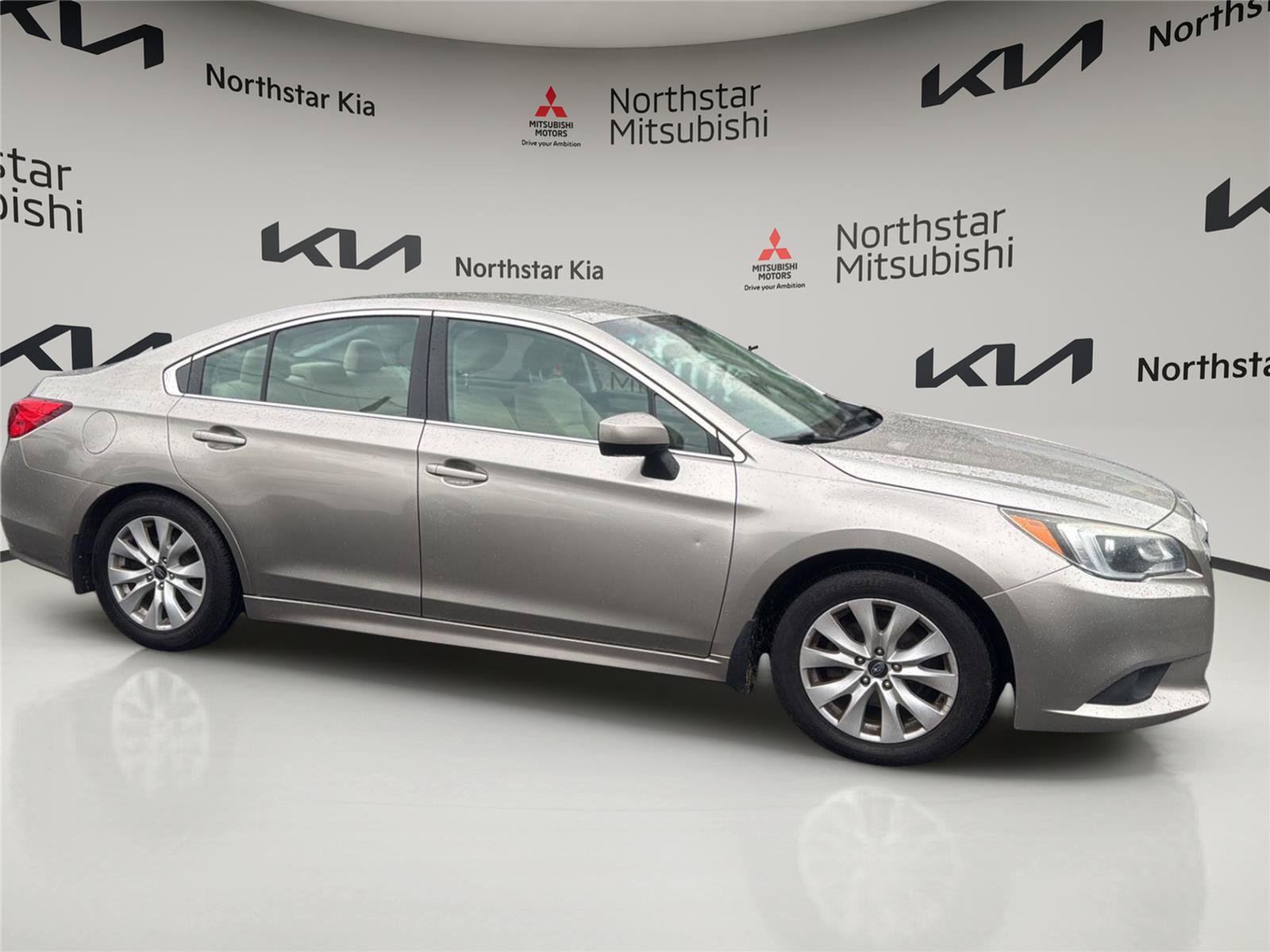 Used 2017 Subaru Legacy 2.5i Premium AWD/4WD image 6