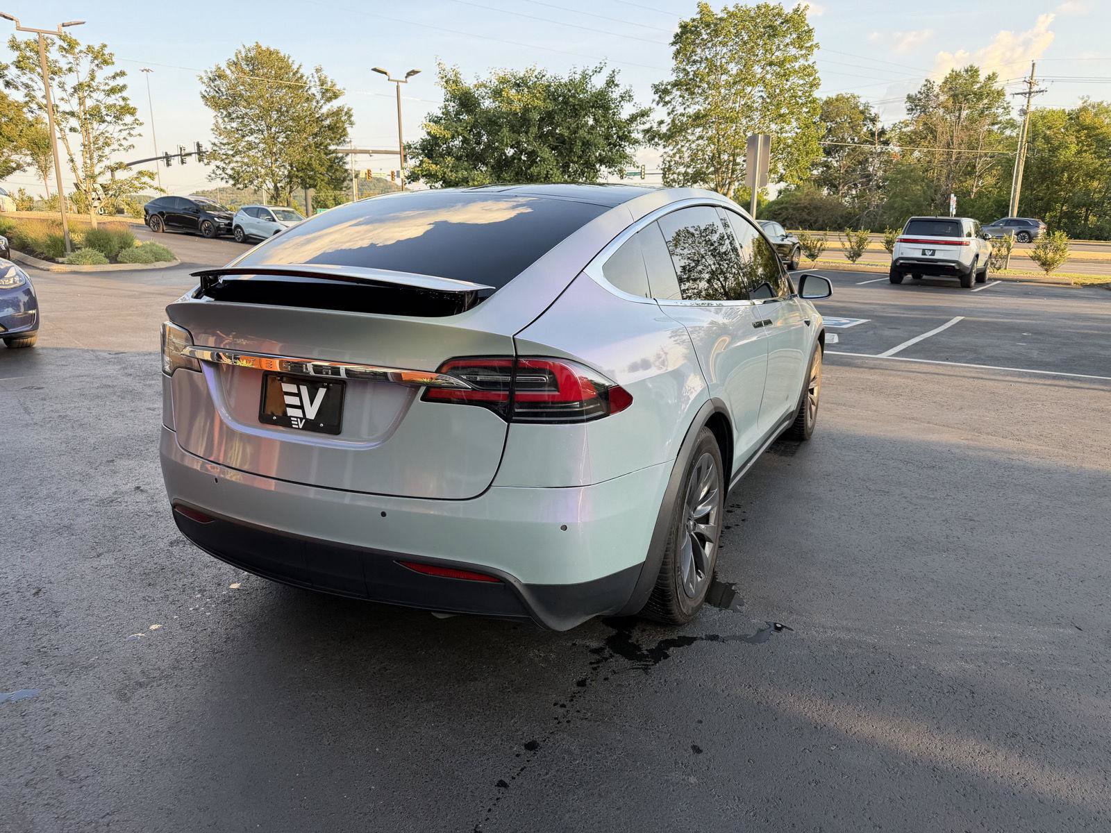 Used 2018 Tesla Model X 75D AWD/4WD image 8