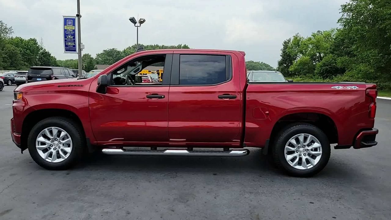 Certified 2020 Chevrolet Silverado 1500 Custom w/ Custom Value Package AWD/4WD image 5