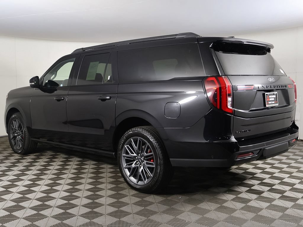 Used 2025 Ford Expedition Max Platinum w/ Stealth Performance Package AWD/4WD image 11