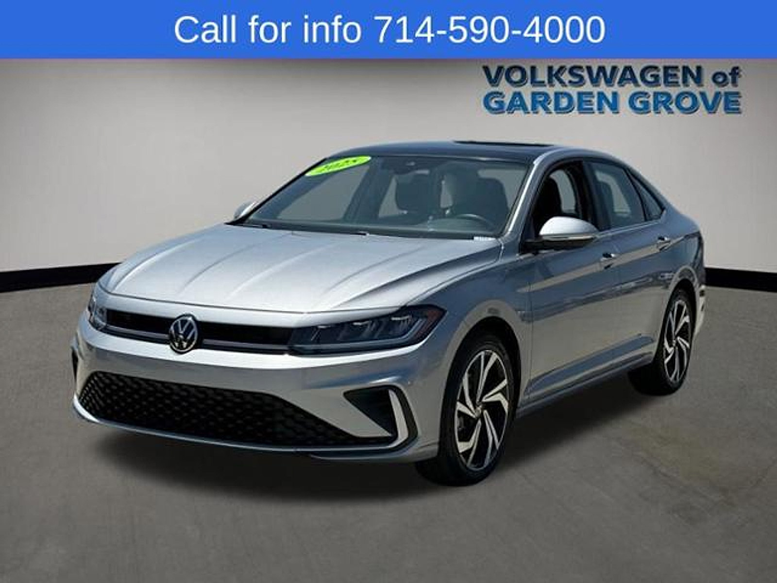 Used 2025 Volkswagen Jetta SEL FWD image 4