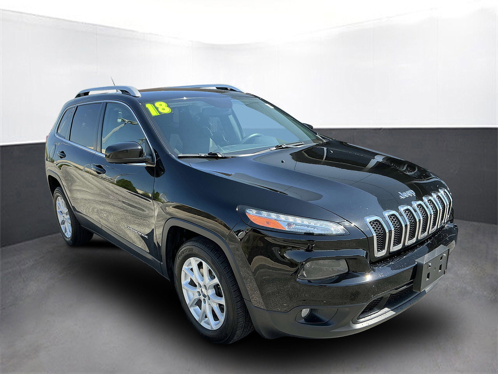 Used 2018 Jeep Cherokee Latitude image 8