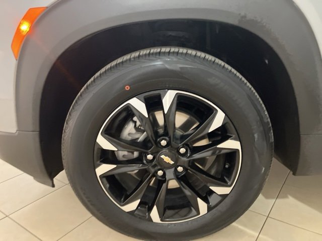 Used 2023 Chevrolet TrailBlazer LT image 29
