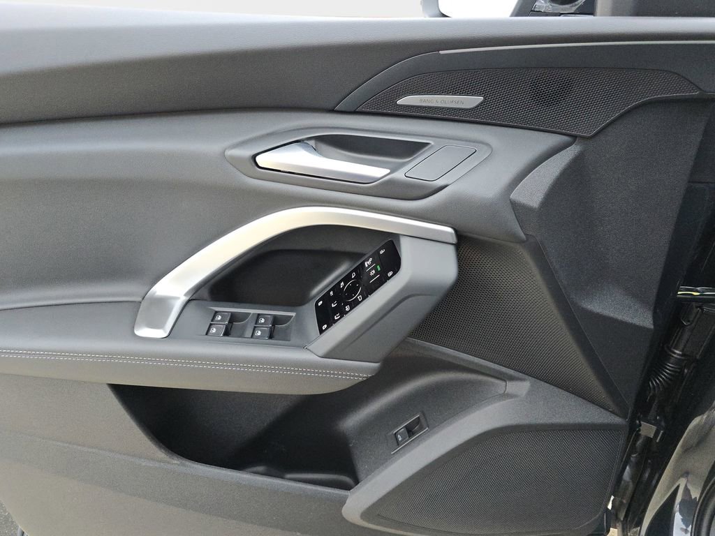 New 2026 Audi Q5 Premium Plus image 18