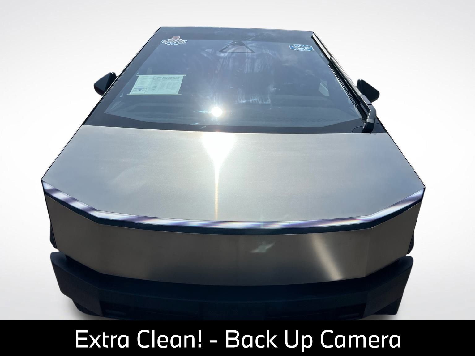 Used 2024 Tesla Cybertruck AWD Crew Cab image 5