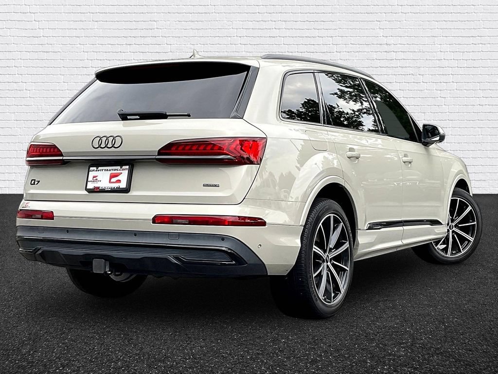 Used 2023 Audi Q7 3.0T Premium Plus w/ Premium Plus Package AWD/4WD image 6