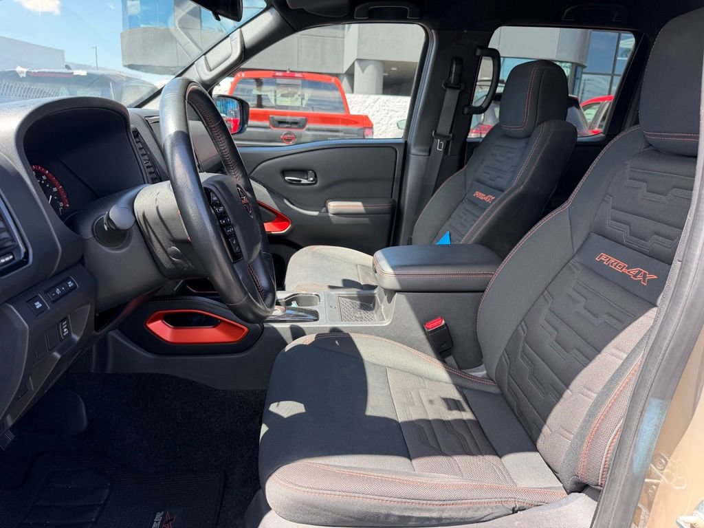 Used 2023 Nissan Frontier PRO-4X w/ Pro Convenience Package AWD/4WD image 12