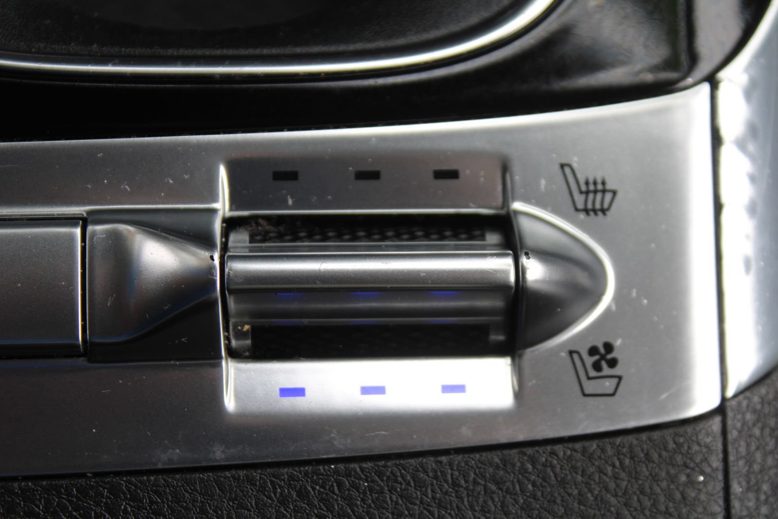 Certified 2023 Kia Carnival SX Prestige FWD image 50
