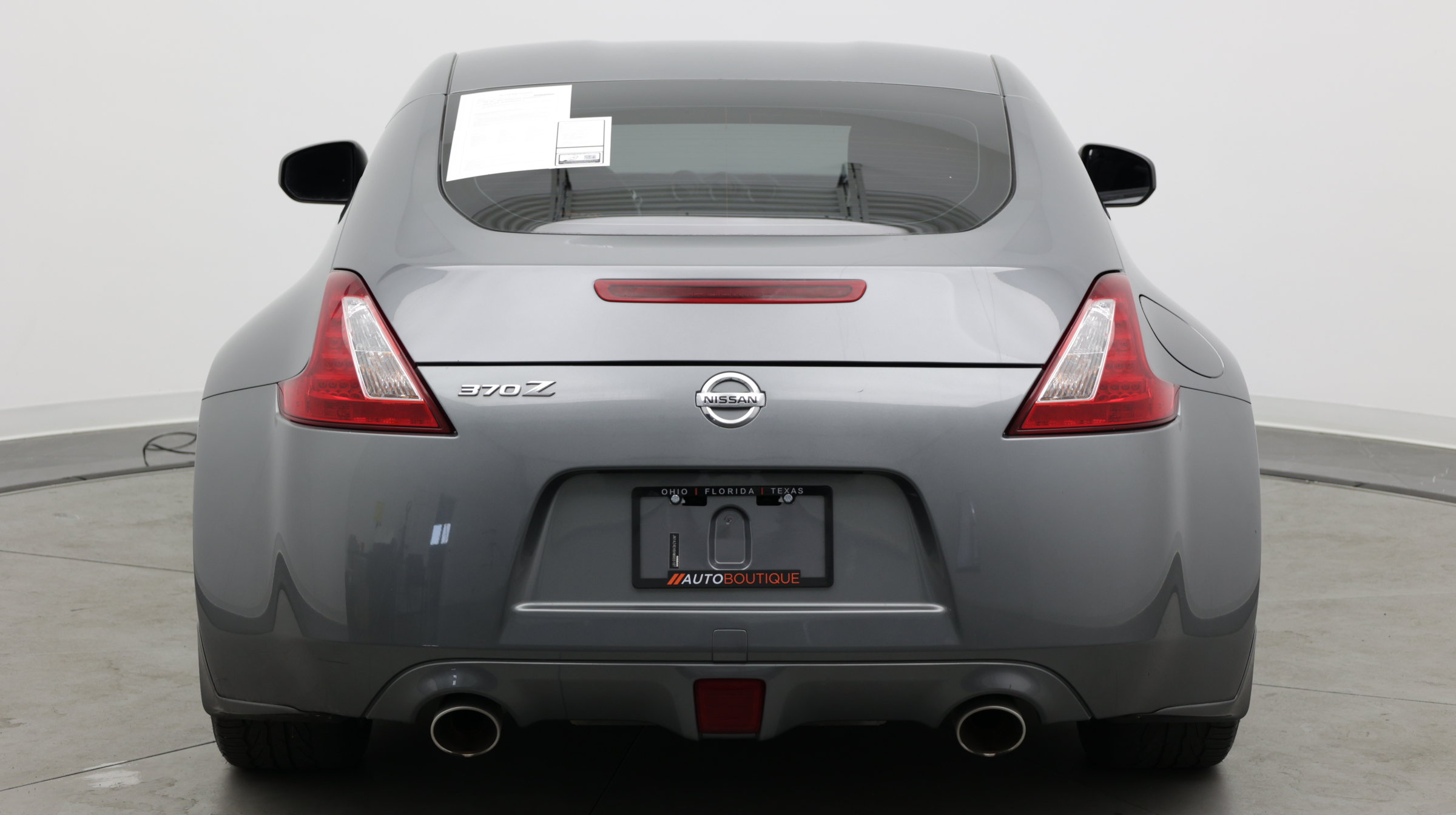 Used 2017 Nissan 370Z Coupe RWD image 6