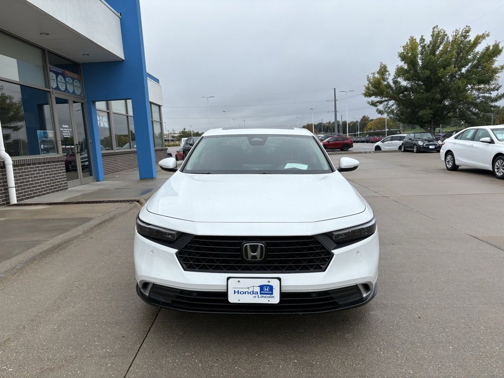 Certified 2023 Honda Accord Touring image 2